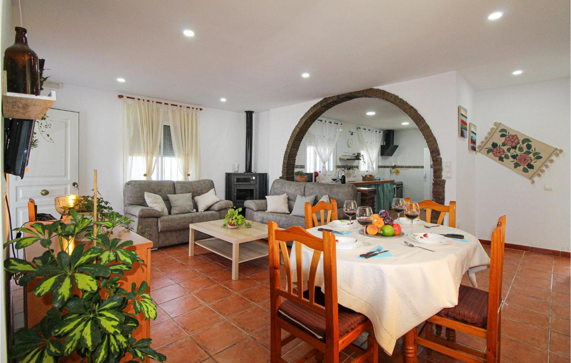 4 Bedroom Gorgeous Home In Sedella Extérieur photo
