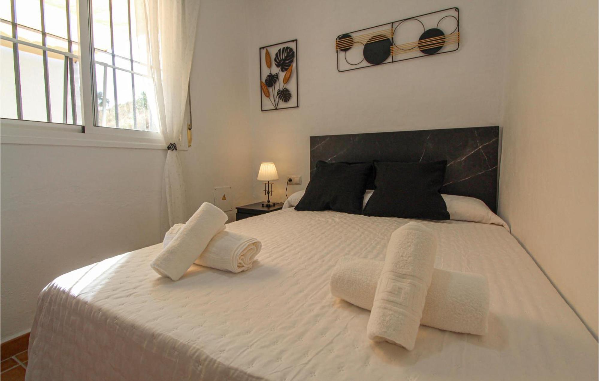 4 Bedroom Gorgeous Home In Sedella Extérieur photo